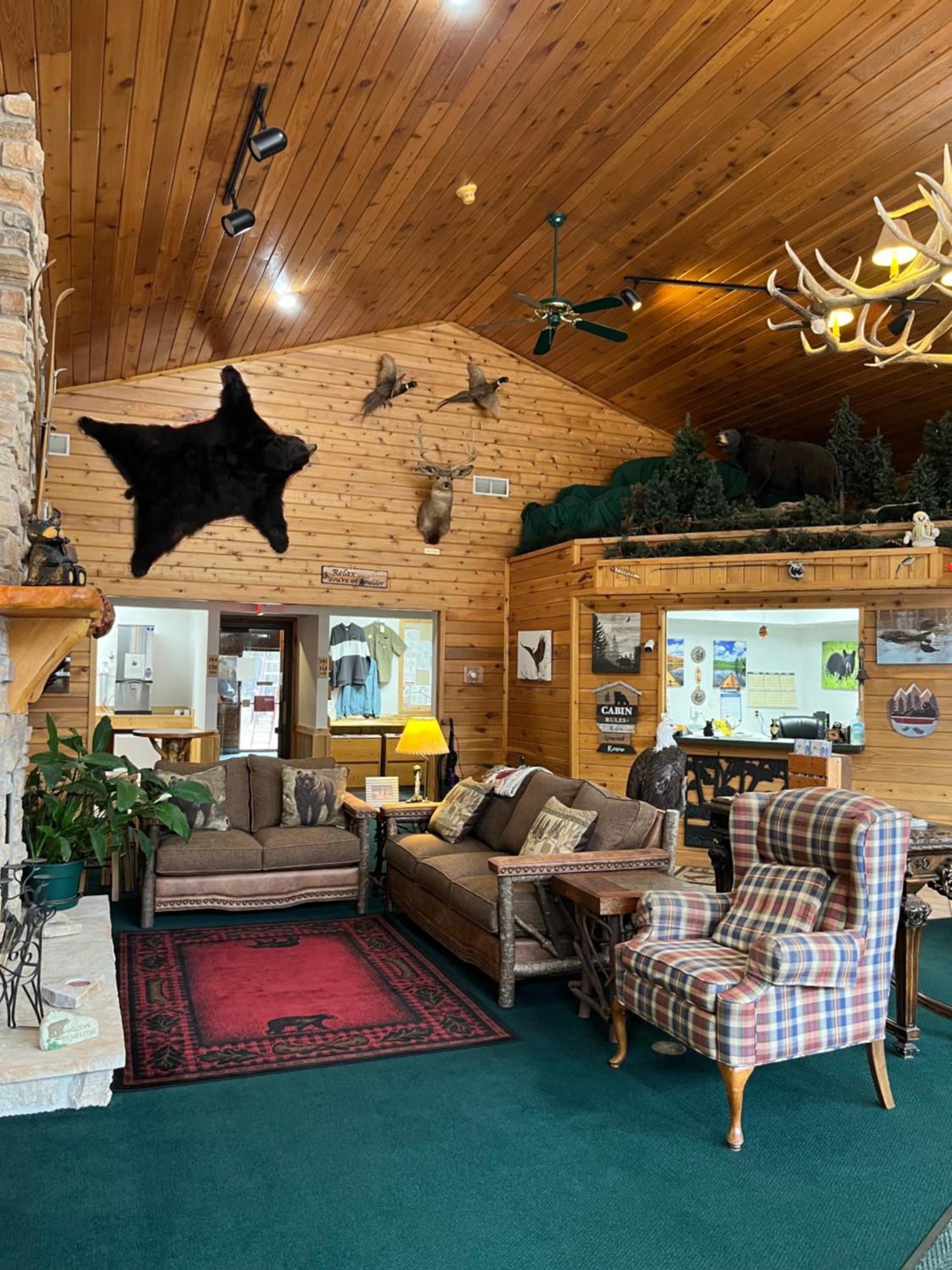 Boulder Bear Motor Lodge Boulder Junction Екстер'єр фото