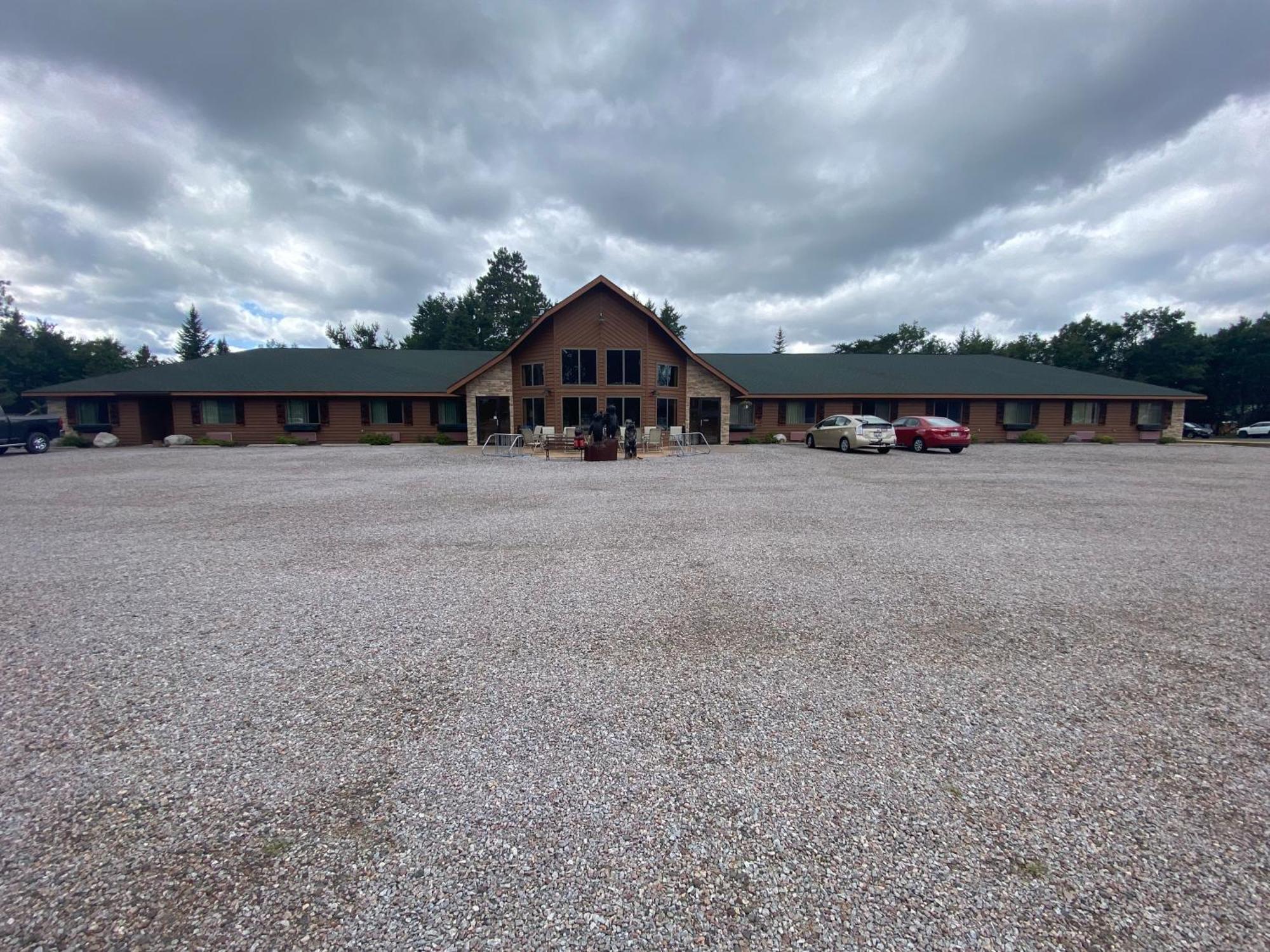 Boulder Bear Motor Lodge Boulder Junction Екстер'єр фото